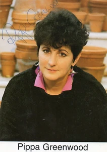 NATURAL WORLD - PIPPA GREENWOOD (Pflanzenexperte) - signierte Promo-Bildkarte - sehr guter Zustand - Bild 1 von 1