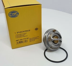 HELLA Thermostat MIT DICHTUNG Audi A3 022121113 PORSCHE CAYENNE 9PA VW GOLF 4 5 - Picture 1 of 1