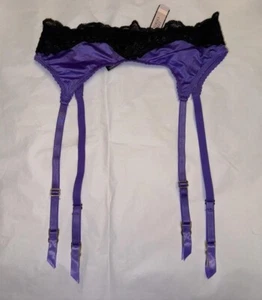 2022/23 ~ VICTORIA'S SECRET Purple Satin/Black Lace Garter Belt NWT ~ XS/S - Picture 1 of 3