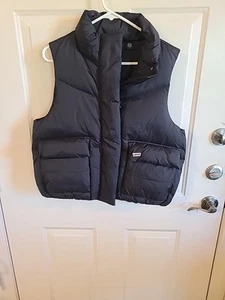 Levi's Western Bubble Puffer Vest - Picture 1 of 5