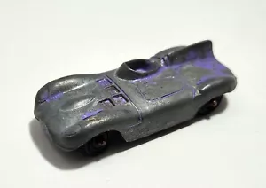 Vintage 1960's TootsieToy Diecast Puple Car Jaguar Made in USA - Picture 1 of 5