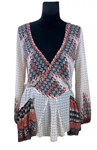 Free People Boho geometrische Chiffon Tunika Bluse tief V-Ausschnitt Gr. S Ballonhülsen - Bild 1 von 8