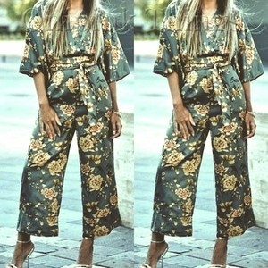 zara floral jumpsuit
