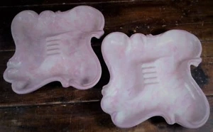 Juego de 2 bandejas de ceniza modernas de mediados de siglo MCM rosa blanco mármol cerámica de diseño - Imagen 1 de 3