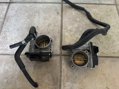 Cuerpo del acelerador L+R INFINITI para G37 3,7 L 2008-2013 para FX35 3,5 L 2009-2012 OEM Foto 1 de 4