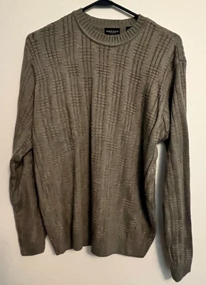 Van Heusen Men's Long Sleeve Sweater Crewneck Gray Acrylic Size Medium - Image 1 of 4