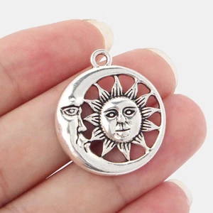 10x Tibetan Silver Sun Moon Charms Pendant Findings Making Beads DIY Jewellery - Picture 1 of 8