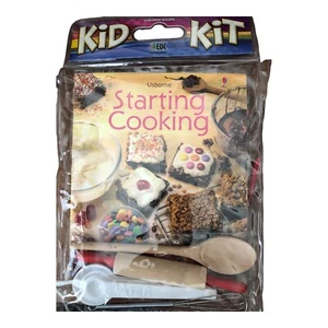 EDC KID KIT "Starting Cooking" Cookbook/Apron/Rolling Pin/Spoon/Whisk 1C020 - Picture 1 of 5
