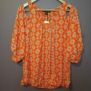 Harlowe and Graham Women's Size Medium Cold Shoulder 3/4 Sleeve Top - Picture 1 of 8