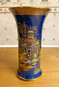 ** Schöne Carltonware - Überlauf-/Trompetenvase - blauer Glanz - 8" hoch ** - Bild 1 von 12