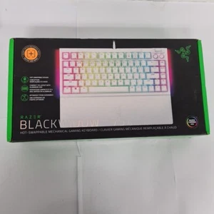*SPACE FAULTY* Razer Blackwidow V4 75% White Edition Mechanical Gaming Keyboard - Picture 1 of 7