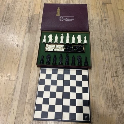 Vintage 1959 RENAISSANCE Chess Set No. 833 E.S. LOWE Chessmen Board Complete - Image 1 of 4