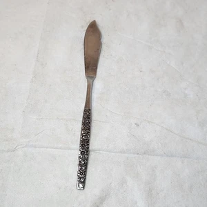 VTG Butter Knife Malibu Wm A Rogers Deluxe Oneida Stainless Flatware MCM Floral - Picture 1 of 7