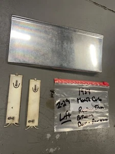 🔥 1984 Chevy Monte Carlo LEFT Dog Leg Rocker Trim Molding w Clips - OEM - Foto 1 di 18