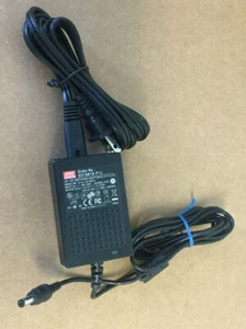 MEAN WELL GS18B18-P1J AC/DC SWITCHING ADAPTOR 100-240VAC / 16-21VDC 18W - Picture 1 of 4