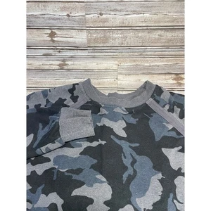 Sudadera para mujer Prana con estampado de camuflaje cuello redondo gris pulóver pequeña - Imagen 1 de 7