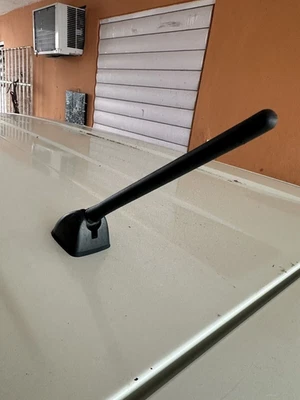 Mástil de antena negro corto de 6 3/4 pulgadas radio AM/FM para Nissan Cube 2009-2014 Foto 1 de 4