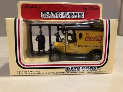 Lledo Days Gone 1983 Coca-Cola Delivery Van #13 w/ Figures Diecast NIB - Image 1 of 4