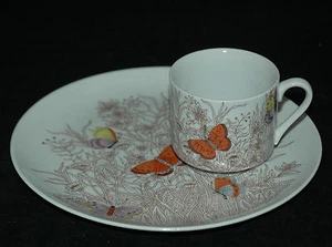 FITZ & FLOYD SNACK PLATE & CUP BUTTERFLY GARDEN - Picture 1 of 4