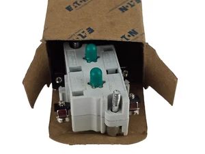 Eaton Cutler Hammer 10250T2 /D2 Heavy Duty Contact Block, 2 N.O. Contact NEW - Picture 1 of 3