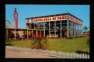 Zirkus Postkarte Sarasota, Florida FL Circus Hall of Fame Chrom Teich - Bild 1 von 2