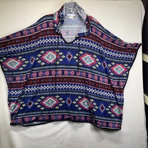 Woman’s Beach Pancho Hoodie All Over Tribal Print Beach Ready Lightweight Medium - Picture 1 of 20