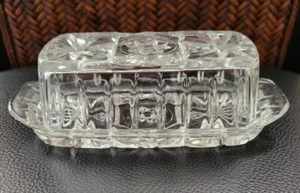 VTG ANCHOR HOCKING PRESCUT CLEAR GLASS BUTTER DISH - Picture 1 of 3