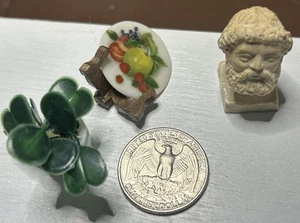 Vintage 1:12 Scale Miniature Male Bust, Decorative Plate And Plant - Picture 1 of 7