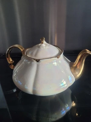 Vintage Ellgreave Pottery Lustreware Pearlescent Teapot - Image 1 of 4