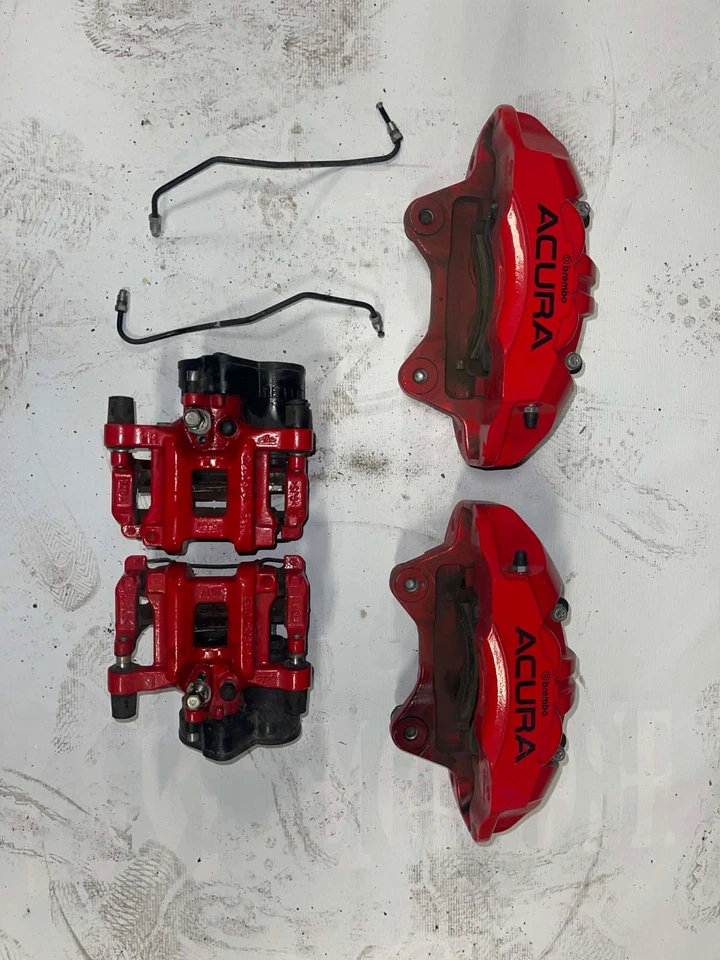 2023 讴歌 TLX 类型 S BREMBO 红色卡钳 原始设备制造商 状况良好 — 第 1/3 张图片