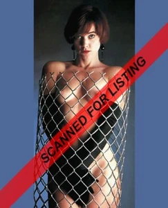 FOTO 8X10 CHICA JAMES BOND CAREY LOWELL #9066 - Imagen 1 de 1