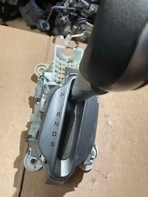 Palanca de cambios de piso 10 HONDA INSIGHT Foto 1 de 3