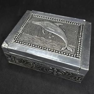 Vintage Delphin verziert silberfarben Metall Schmuckschatulle Klappdeckel Samtfutter - Bild 1 von 12