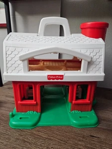 Vintage 1995 Fisher Price Little People Hinged Red Barn item #2590 - Barn Only - Picture 1 of 5