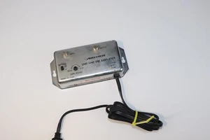 Radio Shack Archer UHF/VHF/FM Amplifier Model 15-1113 117 VAC 60 Hz 3.6W - Picture 1 of 10