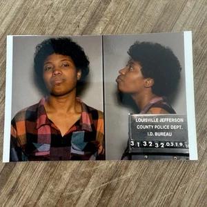 Foto de colección original de la década de 1980 bonita mujer negra Louisville Kentucky - Imagen 1 de 5