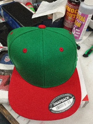 Gorra de béisbol ajustable verde roja con cierre a presión para hombre Flat Bill NUEVA, 1101 Foto 1 de 3