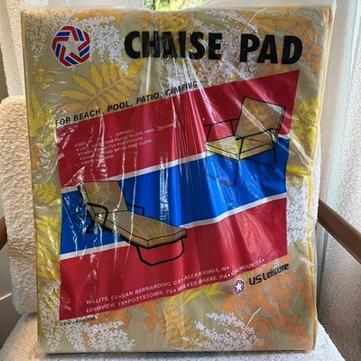 Nuevo de Lote Antiguo MCM Vinilo Chaise Patio Silla Cubierta Amarillas Mariposas Botánicas Foto 1 de 4