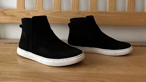 KENNETH COLE Reaction Jodi High Top Sneaker Women’s 7 Black Leather Ankle Bootie - Picture 1 of 8