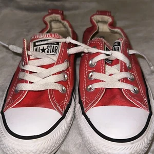 Tenis para mujer Chuck Taylor All Star Varsity rojas, Shoreline de torso bajo, talla EE. UU. - Imagen 1 de 4