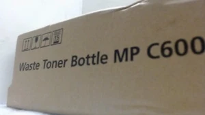 Bottiglia toner rifiuti MP C6003 - Foto 1 di 2
