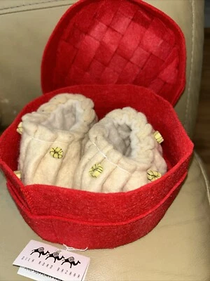 Botín bebé Little Dumpling 100 % lana. Hecho a mano en Kirguistán. Nuevo Foto 1 de 4