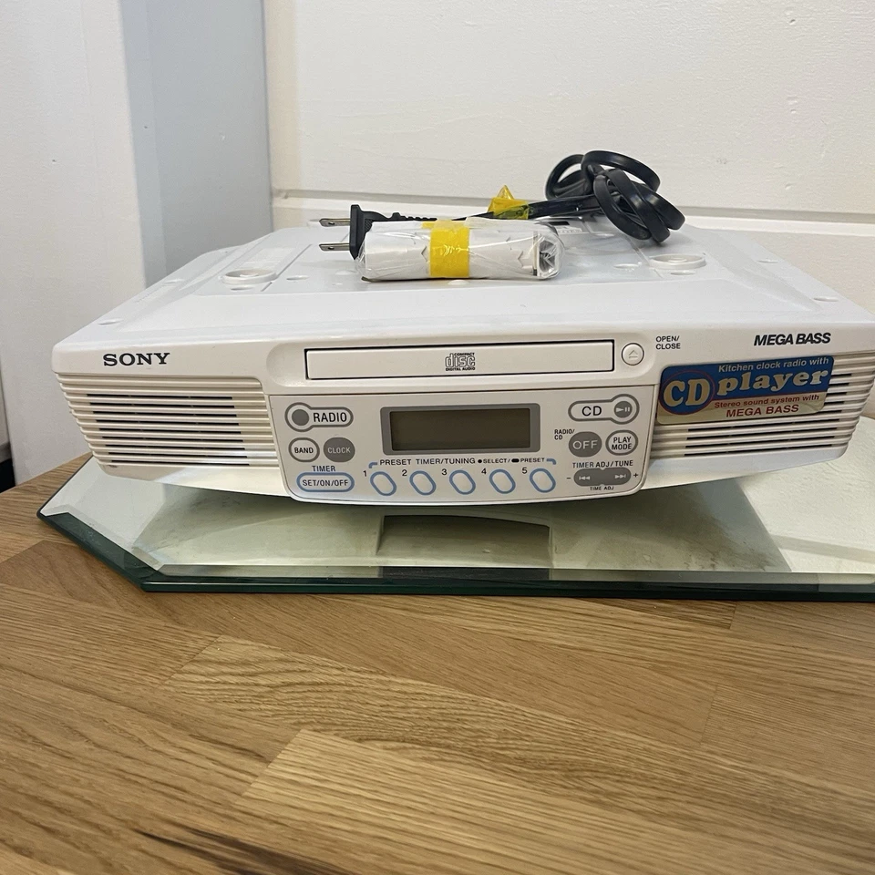 New No Box Sony Under Kitchen Cabinet Clock Radio CD Player Mega Bass ICF-CD533 - Image 1 of 4
