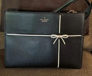 Kate Spade New York schwarz genarbtes Leder Cherry Street Phoebe Schultertasche gebraucht, in einwandfreiem Zustand - Bild 1 von 15