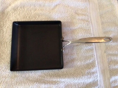 Cook's Essentials TECHNIQUE Non-stick 8 1/4” X 8 1/4” Pan - Image 1 of 3