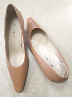 Zapatos Karen Scott para mujer de cuero beige con tacón de gatito punta puntiaguda talla 9M nuevos sin caja Foto 1 de 4