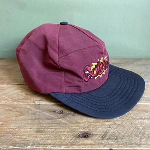 Vintage Gotcha Surfkappe/Mütze - burgundisch/schwarz - bestickt - Druckknopflasche - USA - Bild 1 von 14