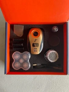 Freebird Flex Series Shaving Kit, Electric Rotary Shaver, New Open Box - Picture 1 of 8