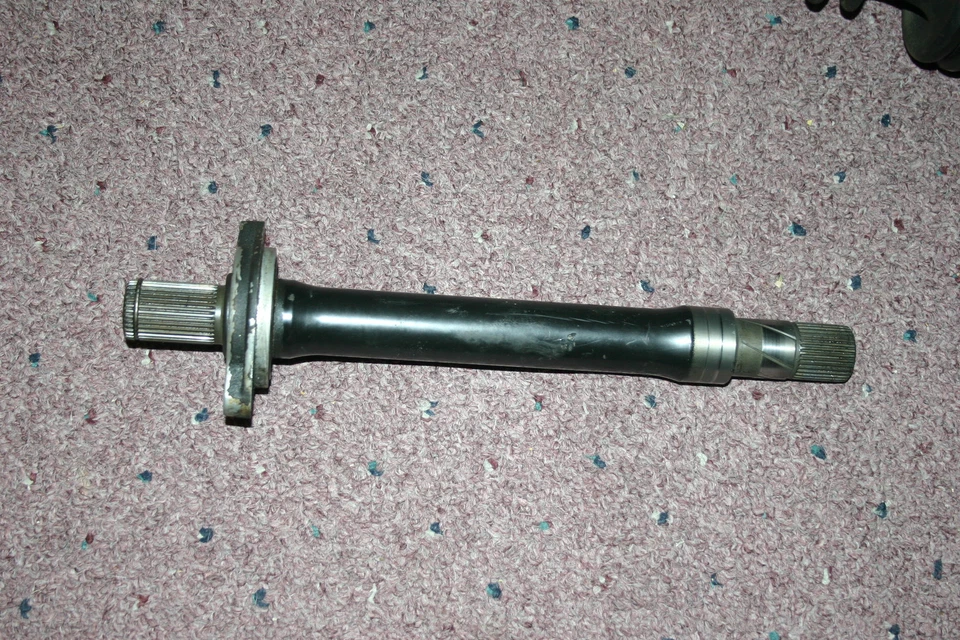 Saab NG900 1994-1997 2,5 L V6 buen eje interior derecho automático y cojinete portador Foto 1 de 1