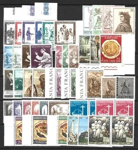 VATICAN CITY 1965-1967 SETS / PAIRS SELECTION MINT (NH) - Picture 1 of 2